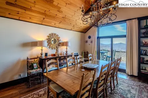 1039 Pinnacle Dr, Boone, NC 28607 photo 8
