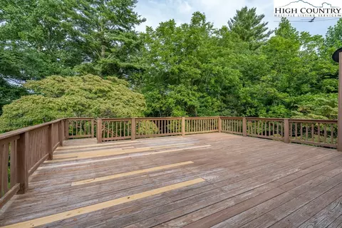 Exterior - 835 Ridge Rd, Spruce Pine, NC 28777 photo 10 of 11