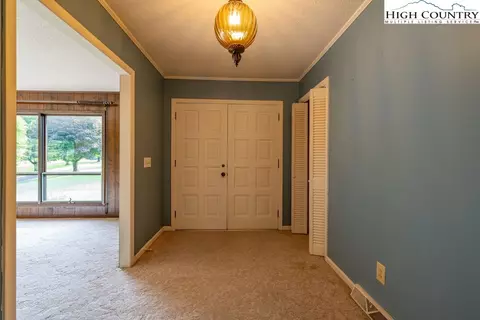 Entry Way - 835 Ridge Rd, Spruce Pine, NC 28777 photo 1 of 1