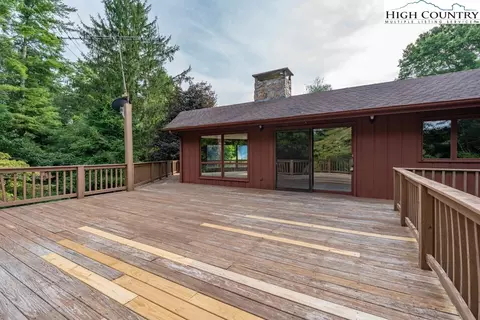 Exterior - 835 Ridge Rd, Spruce Pine, NC 28777 photo 9 of 11