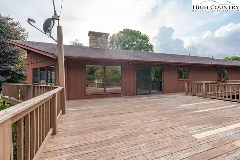 Exterior - 835 Ridge Rd, Spruce Pine, NC 28777 photo 11 of 11
