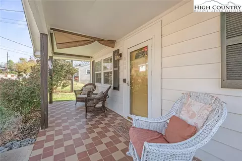 111 Clark St, Morganton, NC 28655 photo 3