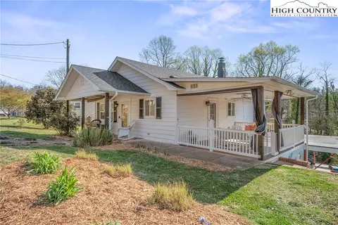 111 Clark St, Morganton, NC 28655 photo 4