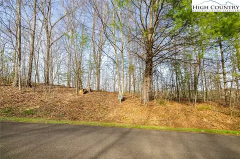 38 Autumn Run, West Jefferson, NC 28694