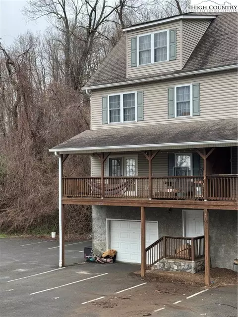 233 Ridge View Dr #A, Boone, NC 28607