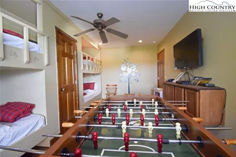 142 Deerwood Trl, Seven Devils, NC 28604 photo 44