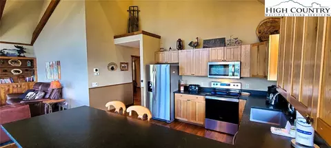 142 Deerwood Trl, Seven Devils, NC 28604 photo 18
