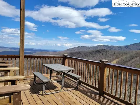 142 Deerwood Trl, Seven Devils, NC 28604 photo 5