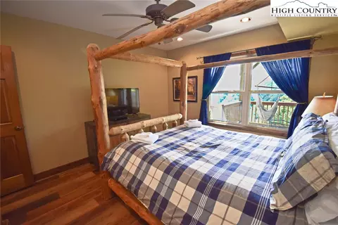 142 Deerwood Trl, Seven Devils, NC 28604 photo 37