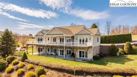 368 Fox Run Ln, Sparta, NC 28675