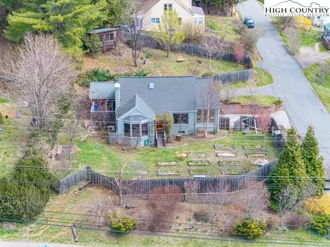 701 N Jefferson Ave, West Jefferson, NC 28694