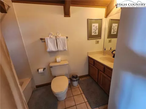 100 Beechtop Rd, Beech Mountain, NC 28604 photo 28