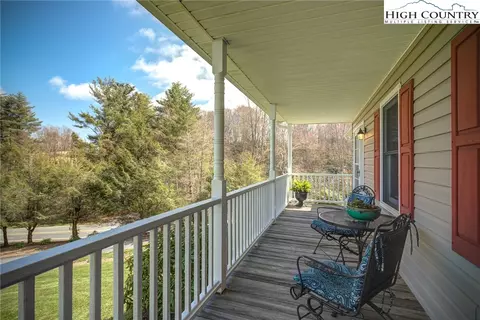 109 E Meadows Ln, Boone, NC 28607 photo 5