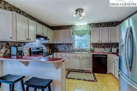 109 E Meadows Ln, Boone, NC 28607 photo 14