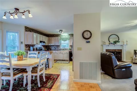 109 E Meadows Ln, Boone, NC 28607 photo 10