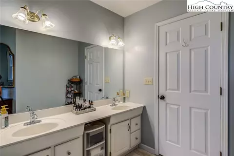 109 E Meadows Ln, Boone, NC 28607 photo 26