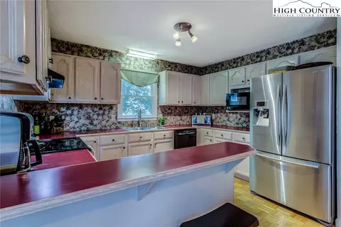 109 E Meadows Ln, Boone, NC 28607 photo 13