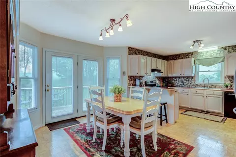 109 E Meadows Ln, Boone, NC 28607 photo 17