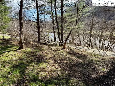 lot4 Bent River Ests, Lansing, NC 28643