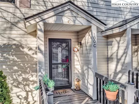 100 Spring Branch Rd #C, Beech Mountain, NC 28604