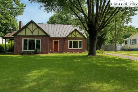 634 Rutherford Rd, Marion, NC 28752