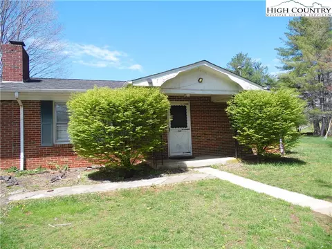 150 Pennington Dr, Jefferson, NC 28640