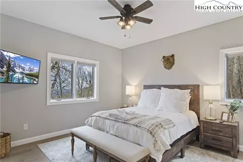 Bedroom - 240 Silver Fox Trl, Beech Mountain, NC 28604 photo 5 of 5