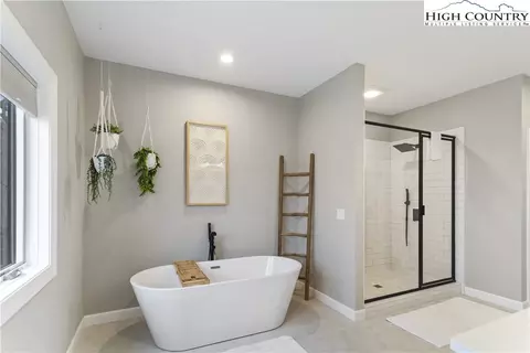 Bath - 240 Silver Fox Trl, Beech Mountain, NC 28604 photo 1 of 2