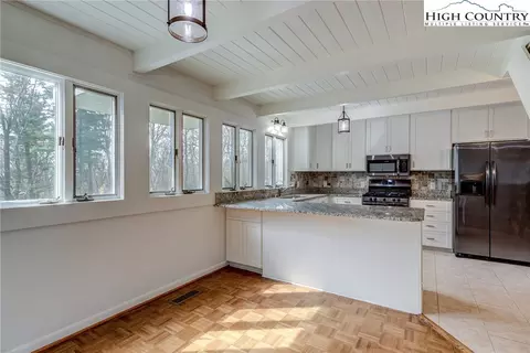 Kitchen - 994 Ridge Rd, Roaring Gap, NC 28668 photo 2 of 4