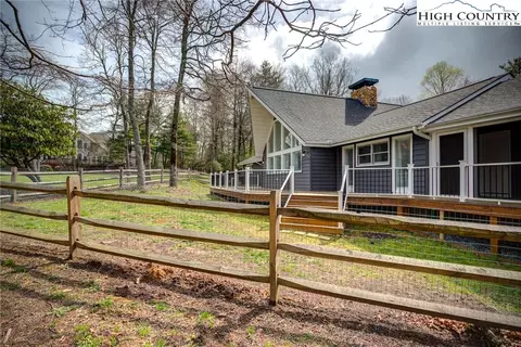 Exterior - 994 Ridge Rd, Roaring Gap, NC 28668 photo 1 of 7