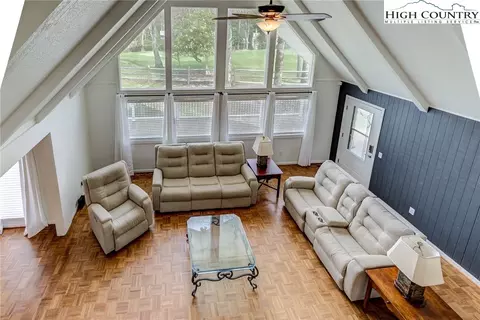 Living - 994 Ridge Rd, Roaring Gap, NC 28668 photo 3 of 4