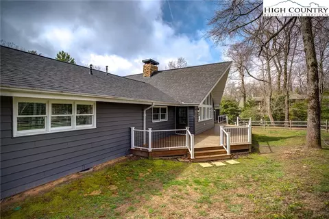 Exterior - 994 Ridge Rd, Roaring Gap, NC 28668 photo 3 of 7