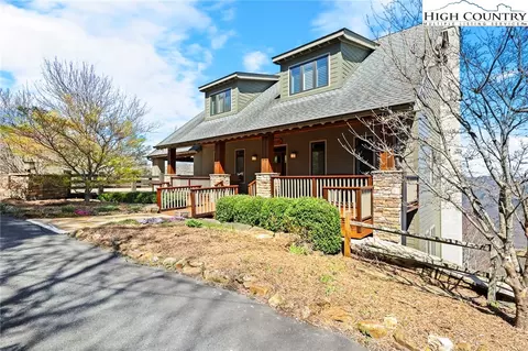 543 Gorge View Dr, Blowing Rock, NC 28605