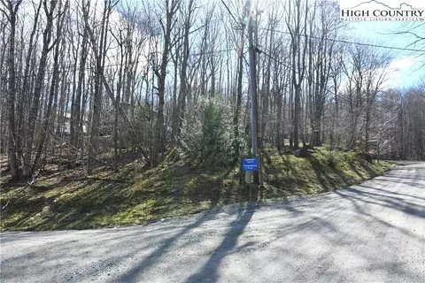 132 Overbrook Trl, Beech Mountain, NC 28604 photo 11