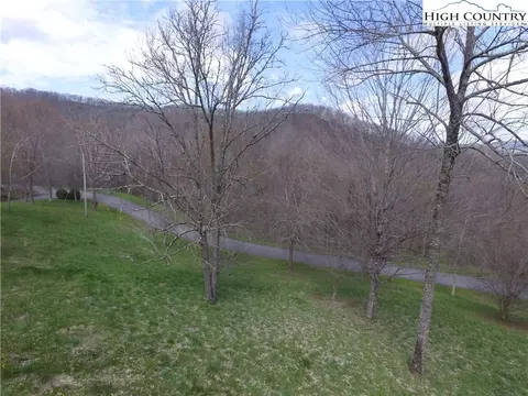 tbd Lots 3489 Cranberry View Dr, Newland, NC 28657
