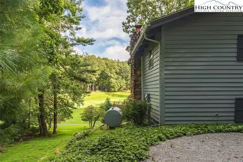 Exterior - 377 Deer Run Rd, Roaring Gap, NC 28668 photo 2 of 4