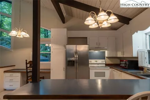 Kitchen - 377 Deer Run Rd, Roaring Gap, NC 28668 photo 2 of 3