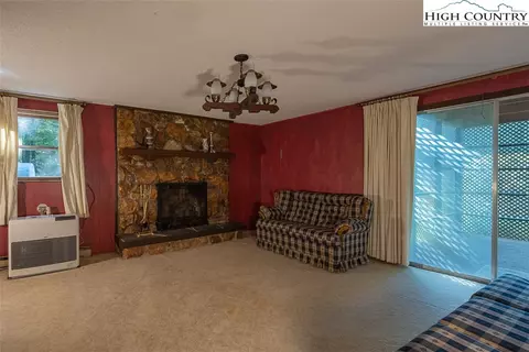 Living - 377 Deer Run Rd, Roaring Gap, NC 28668 photo 1 of 1