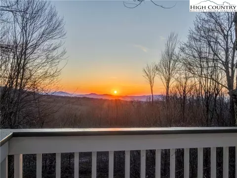 1410 Beech Mountain Pkwy, Beech Mountain, NC 28604