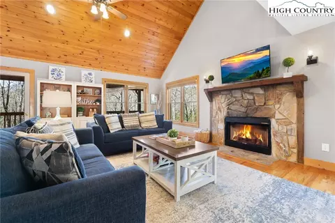 314 Bear Den Rd, Boone, NC 28607