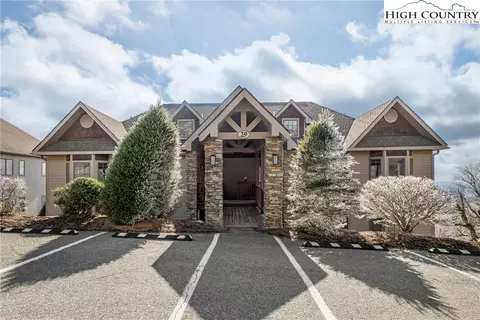 185 Sugar Hill Dr Unit 29c Dr #29C, Sugar Mountain, NC 28604