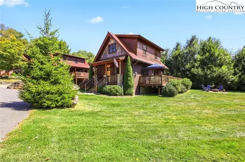 52 Eagle Cottage Ln #8, Banner Elk, NC 28604