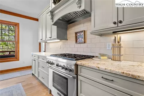 Kitchen - 162 Pinecrest Ct, Boone, NC 28607 photo 4 of 4