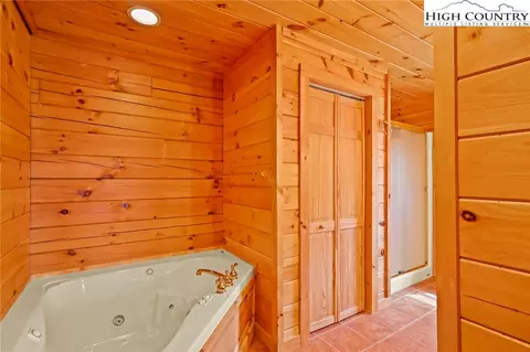 1620 Grandview Dr, Boone, NC 28607 photo 17