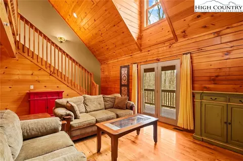 1620 Grandview Dr, Boone, NC 28607 photo 4