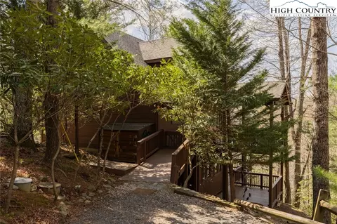 310 W Laurel Cir, Deep Gap, NC 28618 photo 35