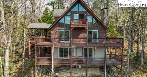 310 W Laurel Cir, Deep Gap, NC 28618 photo 2