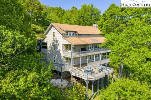 384 Grouse Run, Boone, NC 28607 photo 3