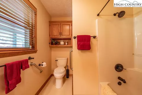 384 Grouse Run, Boone, NC 28607 photo 17