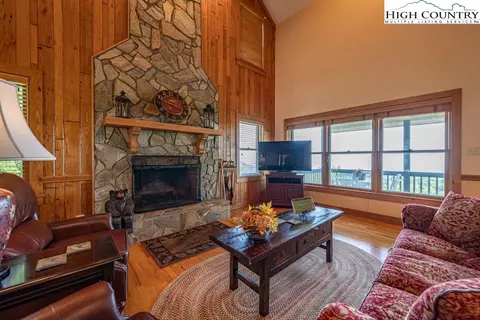 384 Grouse Run, Boone, NC 28607 photo 11
